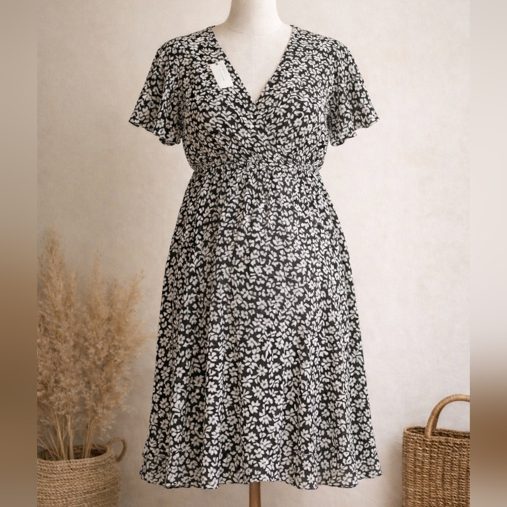 PEYTON‎ & PARKER NWT MOCK WRAP FLORAL MATERNITY DRESS